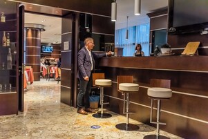 Bar (en la propiedad)