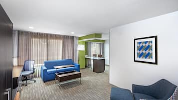 Suite, 1 Bedroom | 1 bedroom, in-room safe, desk, blackout drapes