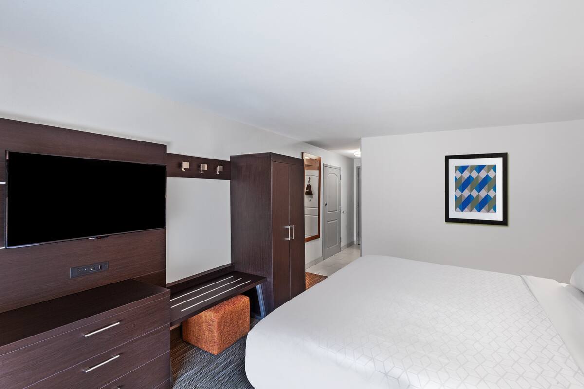 In-room safe, desk, blackout drapes, iron/ironing board