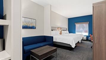 Suite, Multiple Beds | Egyptian cotton sheets, premium bedding, down comforters, pillowtop beds