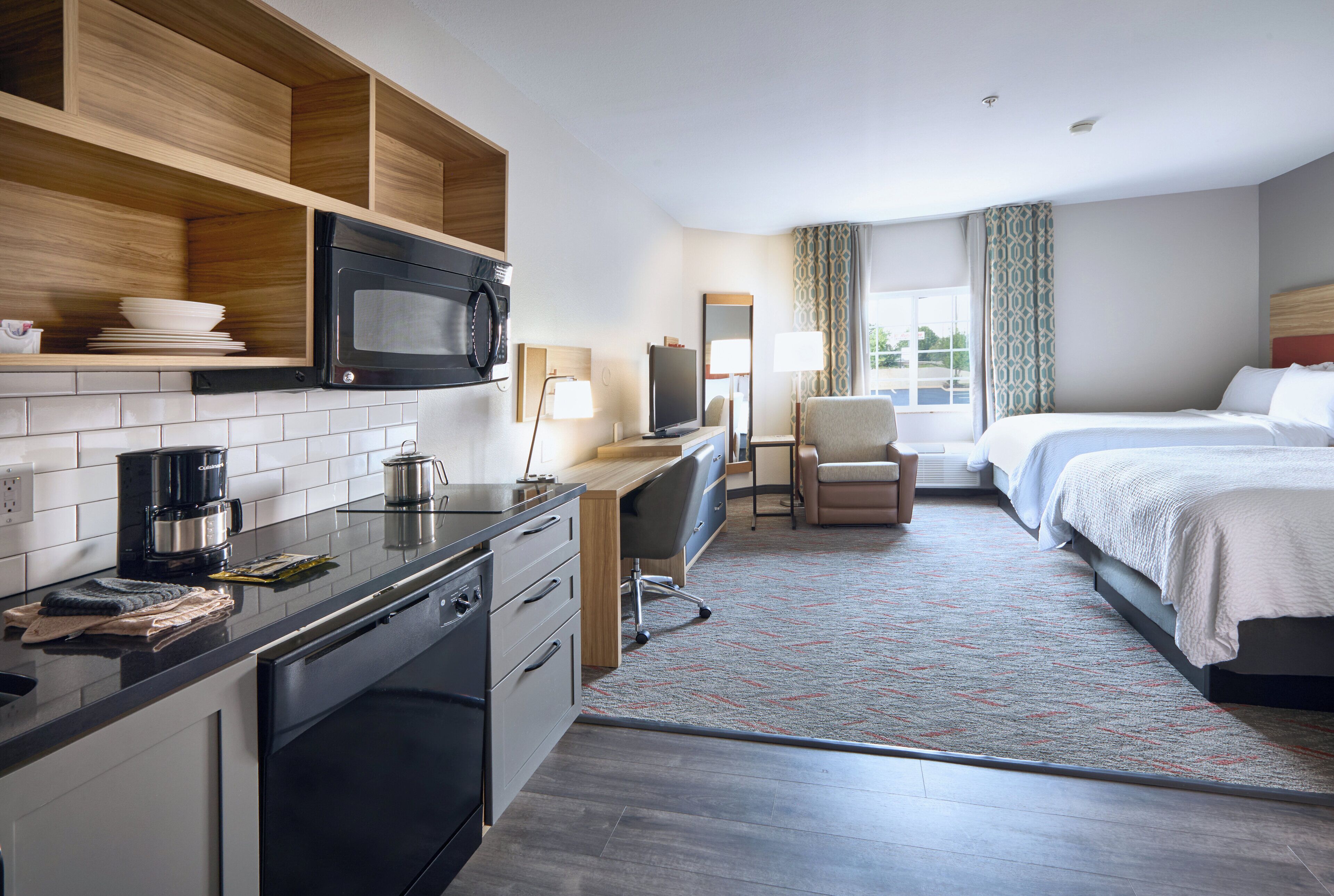 Studio Suite, 2 Double Beds, Non Smoking | Premium bedding, down comforters, pillowtop beds, individually furnished