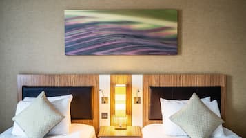 Standard Room, 2 Twin Beds | In-room safe, desk, blackout drapes, iron/ironing board