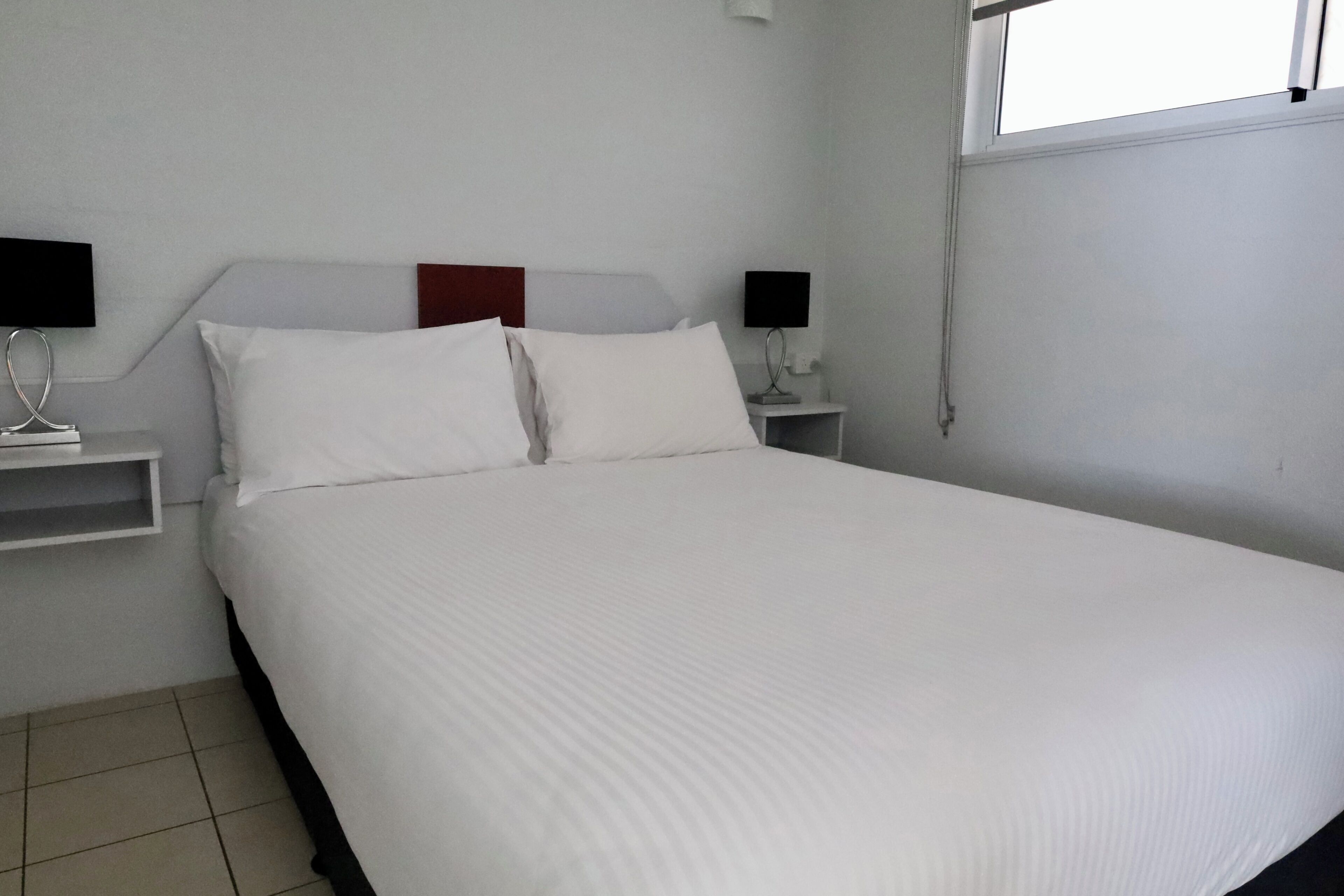 Leilighet – standard, 1 soverom | Blendingsgardiner, strykejern/-brett, wi-fi (inkludert) og sengetøy