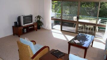 3 chambres, fer et planche à repasser, lits bébé (en supplément)