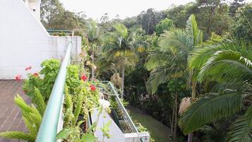 3 bedrooms, iron/ironing board, cots/infant beds, rollaway beds