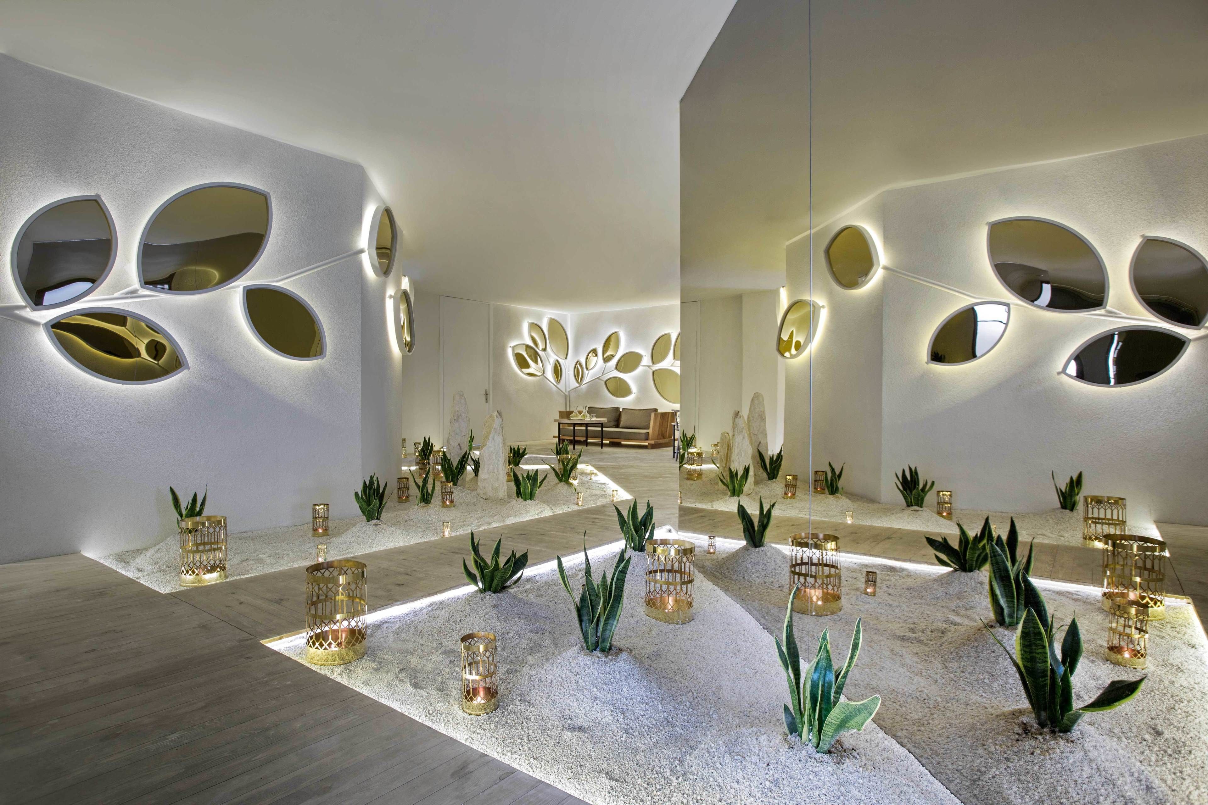 sauna, turkish bath/hammam, body treatments, hydrotherapy, aromatherapy