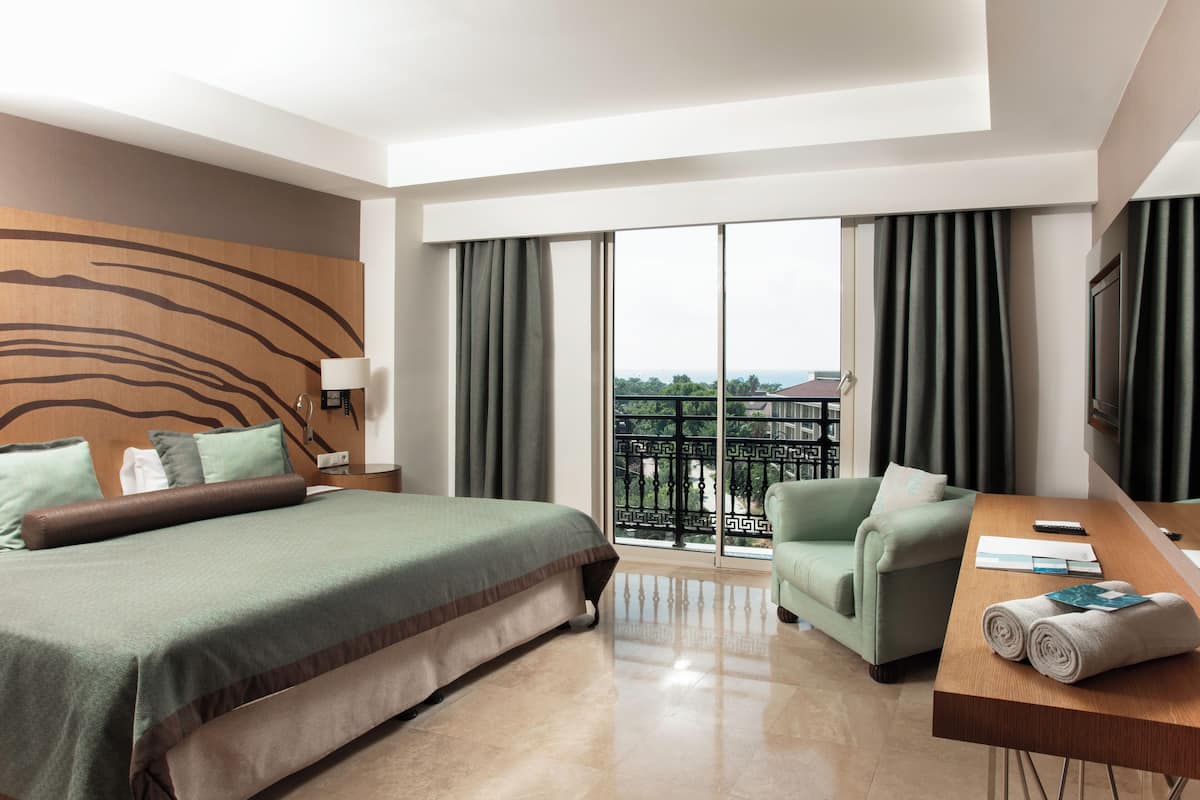 Ropa de cama de alta calidad y minibar