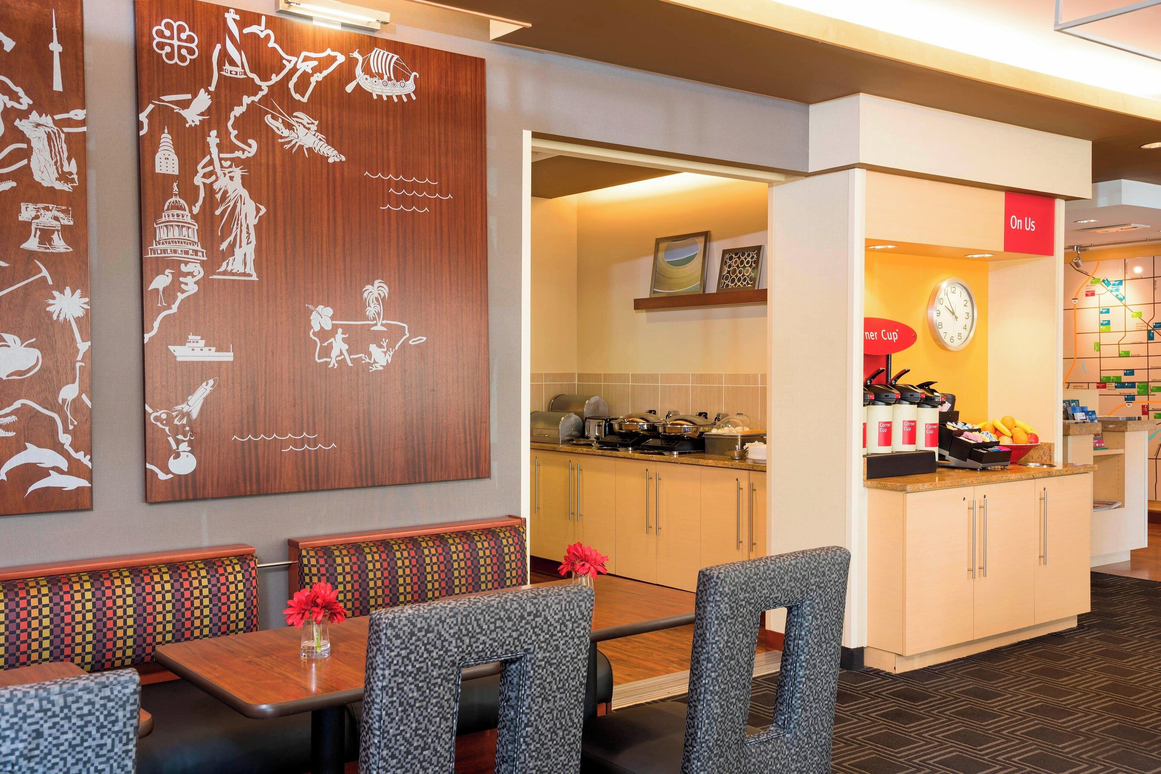 free daily continental breakfast