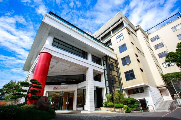 Property entrance - Spring City Resort (Taipei)