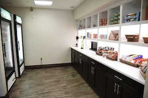 Snack bar