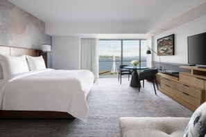 Allergitestet sengetøy, dundyner, senger med overmadrass og minibar