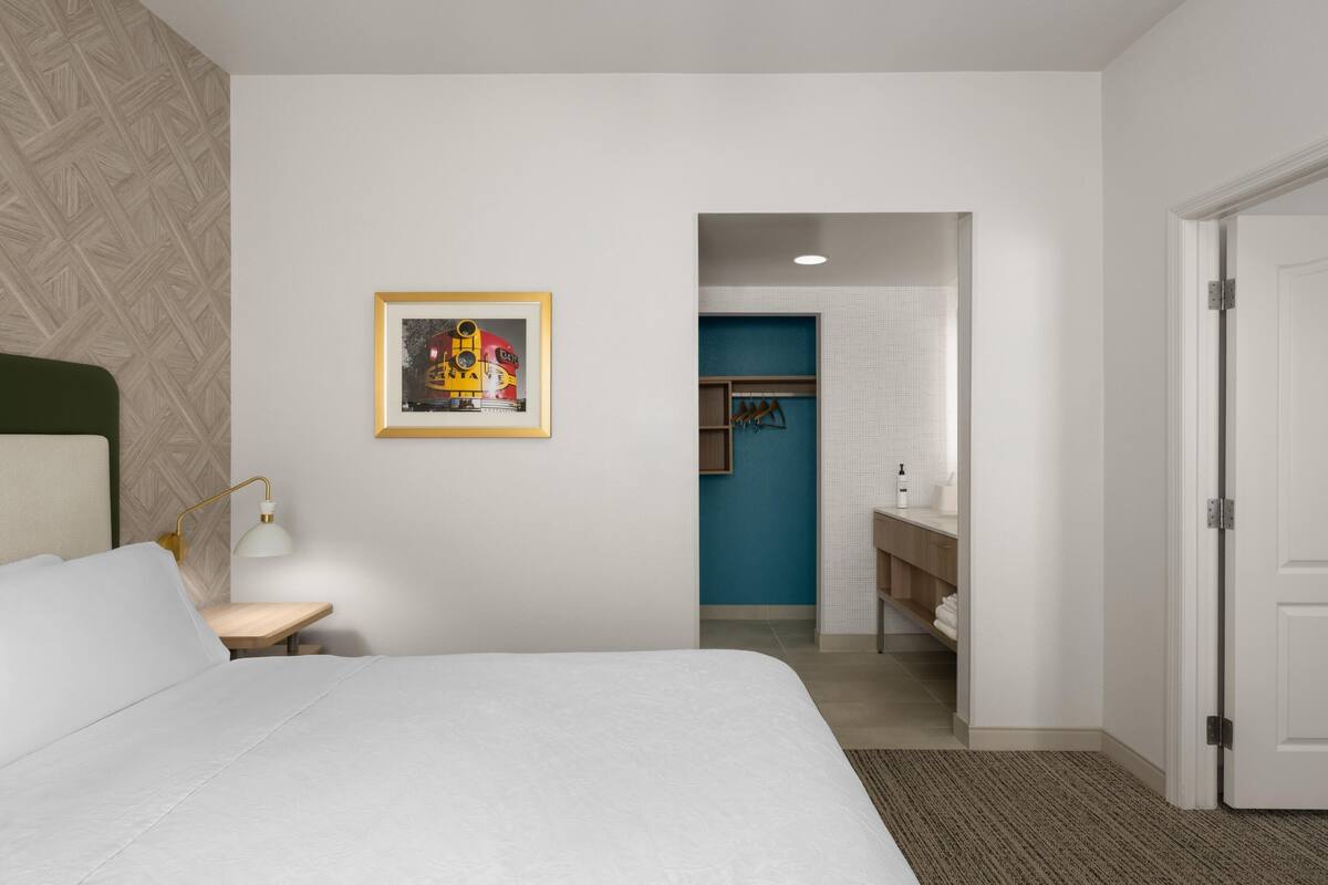In-room safe, iron/ironing board, free WiFi, bed sheets