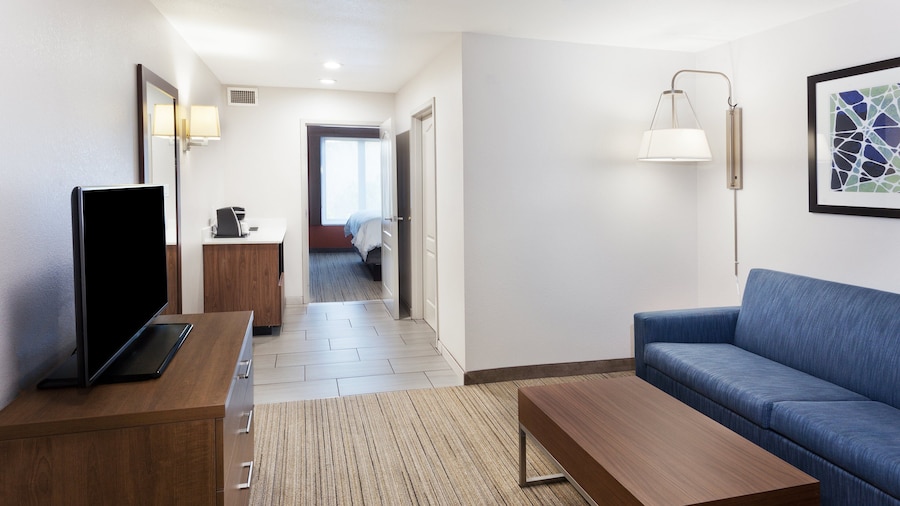 Holiday Inn Express & Suites Rome-East by IHG