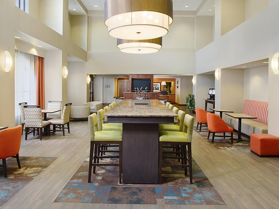 Tägliches inbegriffenes Frühstücksbuffet