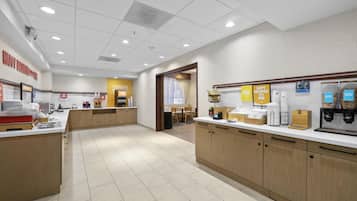 Free daily buffet breakfast