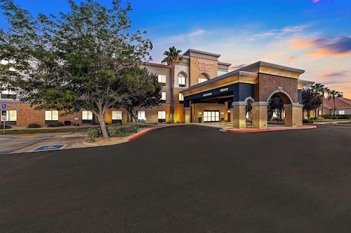 Hampton Inn & Suites Lancaster