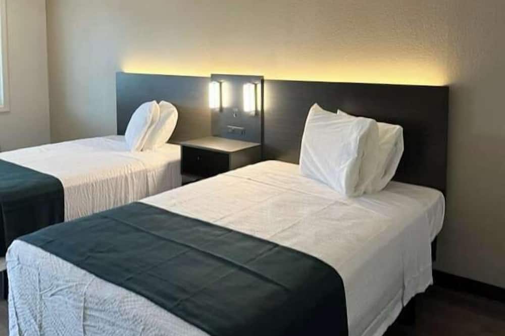 Motel 6 Sandersville, GA - Louisville