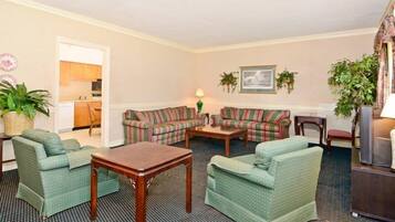 Standard-Dreibettzimmer | Wohnzimmer