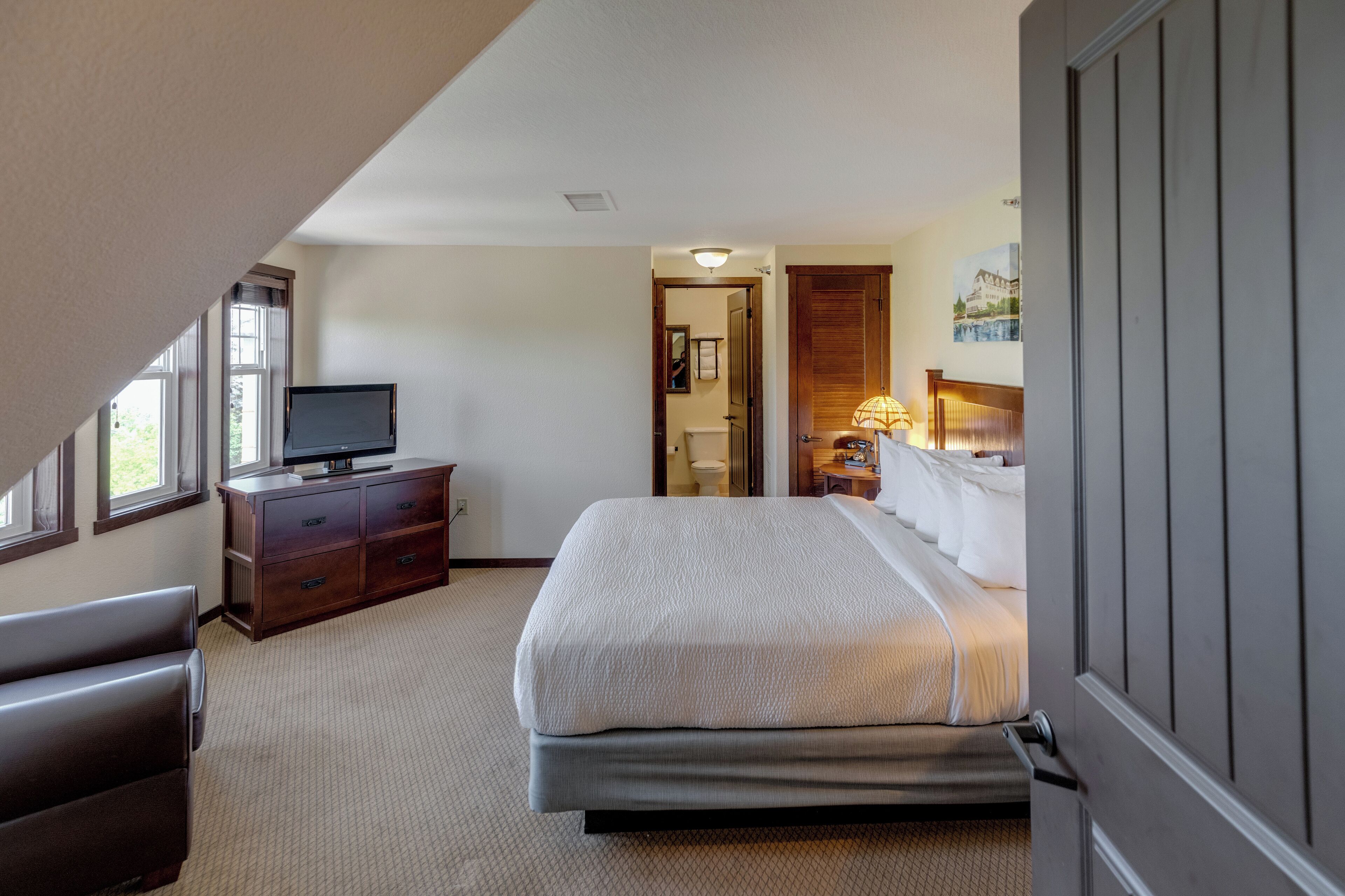 king suite | 1 bedroom, premium bedding, down duvets, pillow-top beds