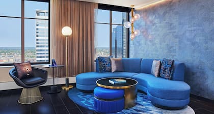 W Minneapolis - The Foshay