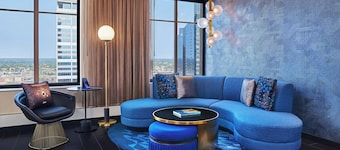 W Minneapolis - The Foshay