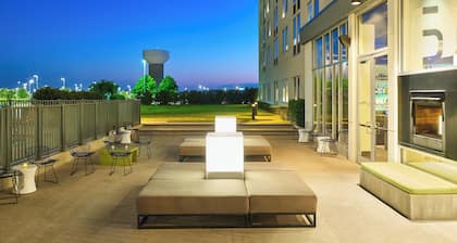 Aloft Plano