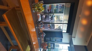 Snack bar - Aloft by Marriott Plano (Plano)