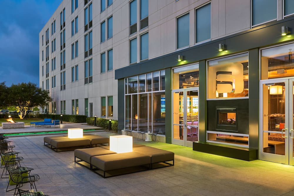 Aloft Plano