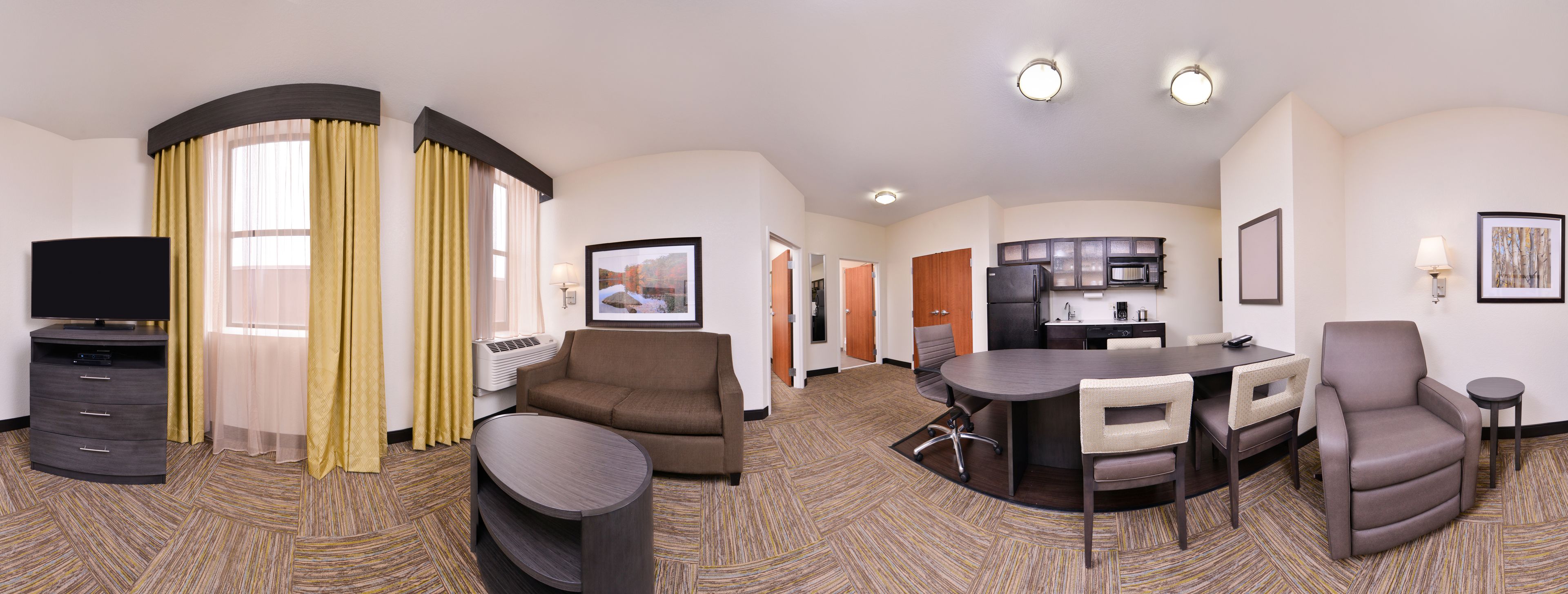 suite, 1 bedroom | 1 bedroom, hypo-allergenic bedding, desk, laptop workspace