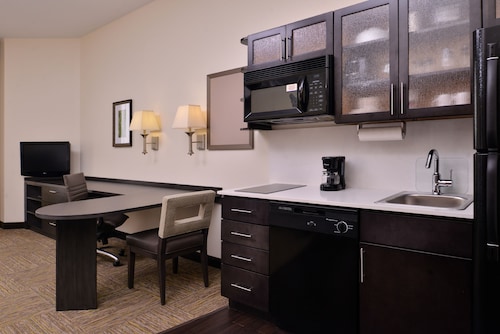Candlewood Suites Terre Haute by IHG