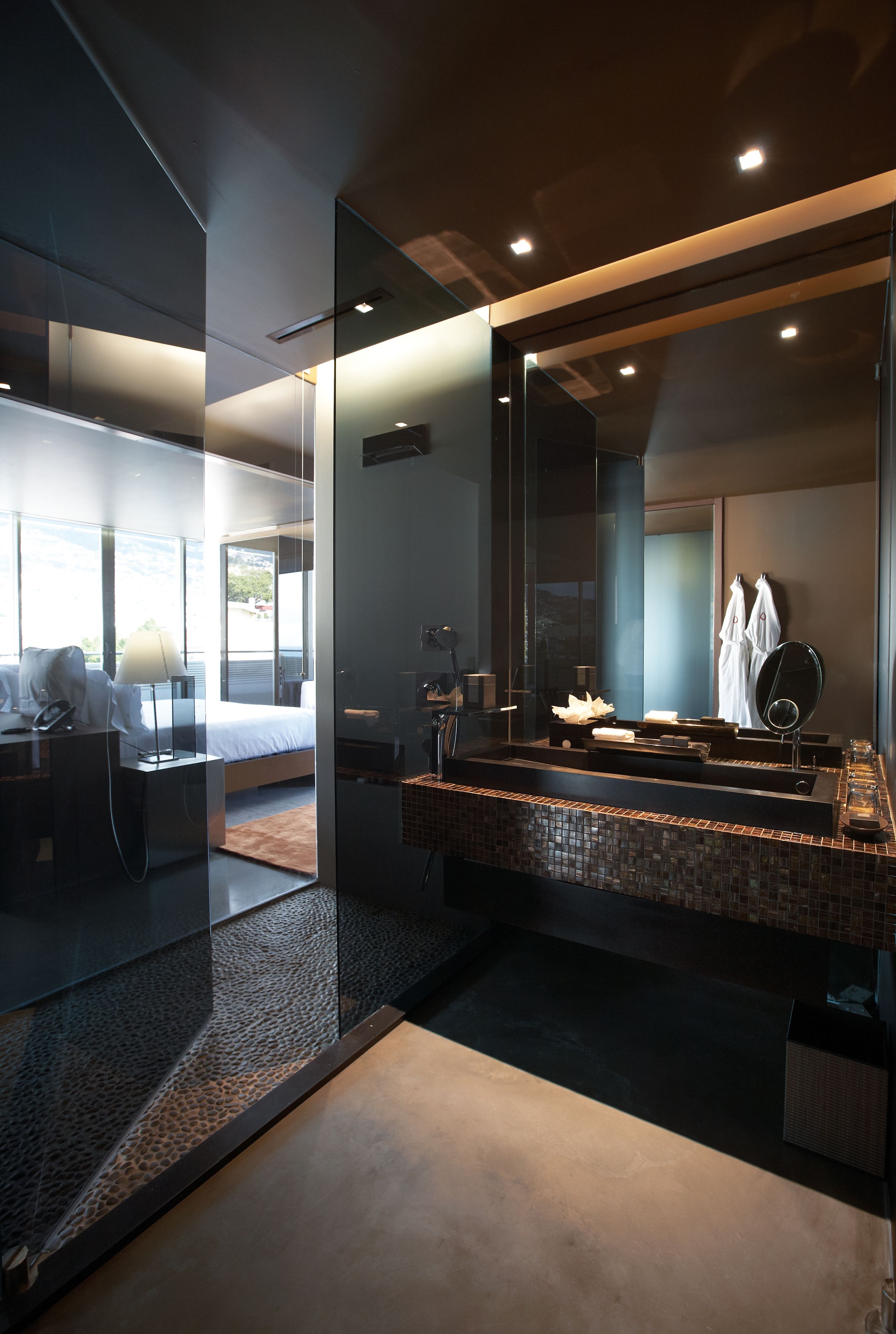 Suite – design | Bad | Designertoalettartikler, hårføner, badekåper og tøfler