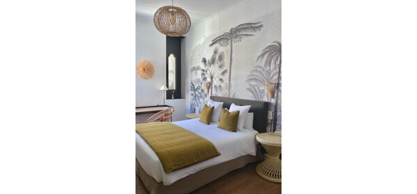 スーペリア トリプルルーム | デスク、アイロン / アイロン台、WiFi (無料)、ベッドシーツ