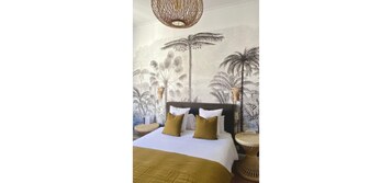 Habitación doble superior (Cathedral View) | Escritorio, tabla de planchar con plancha, wifi gratis y ropa de cama