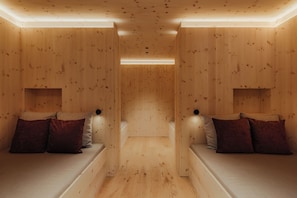 Sauna, steam room