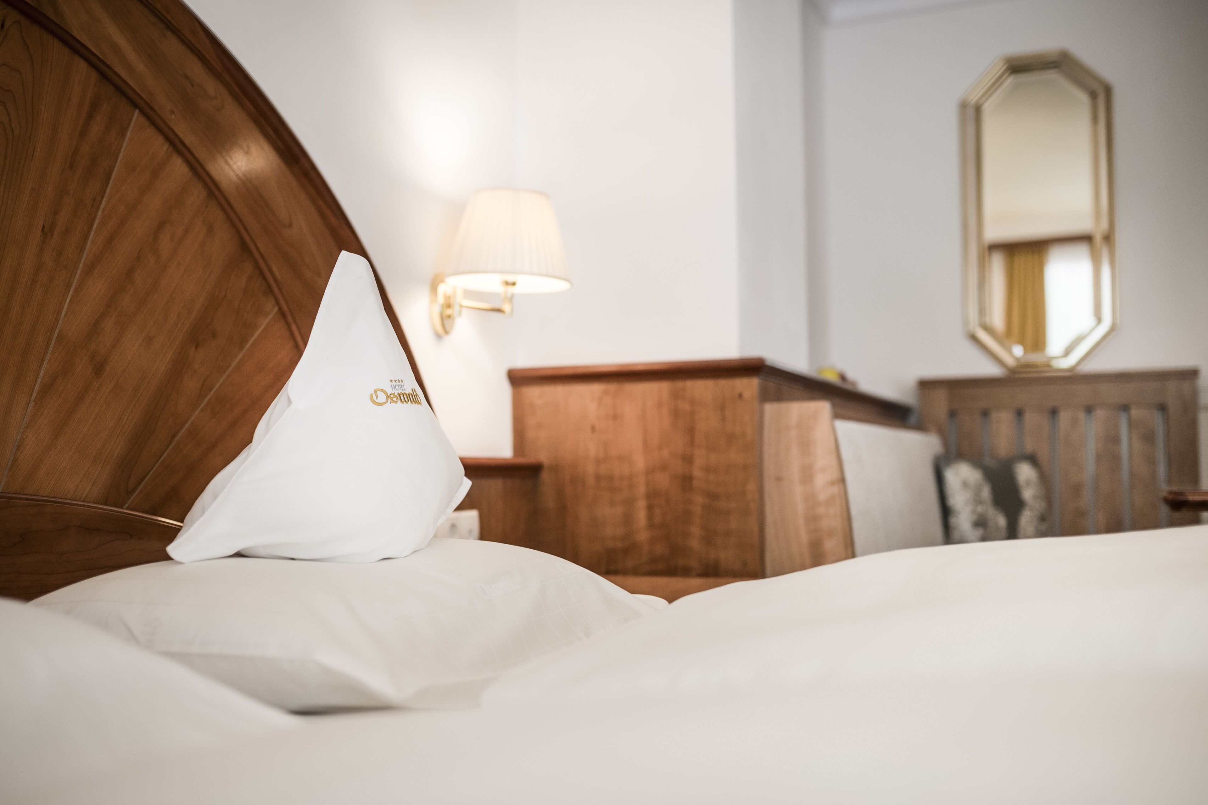 junior suite (junior suite selva) | down duvets, minibar, in-room safe, desk