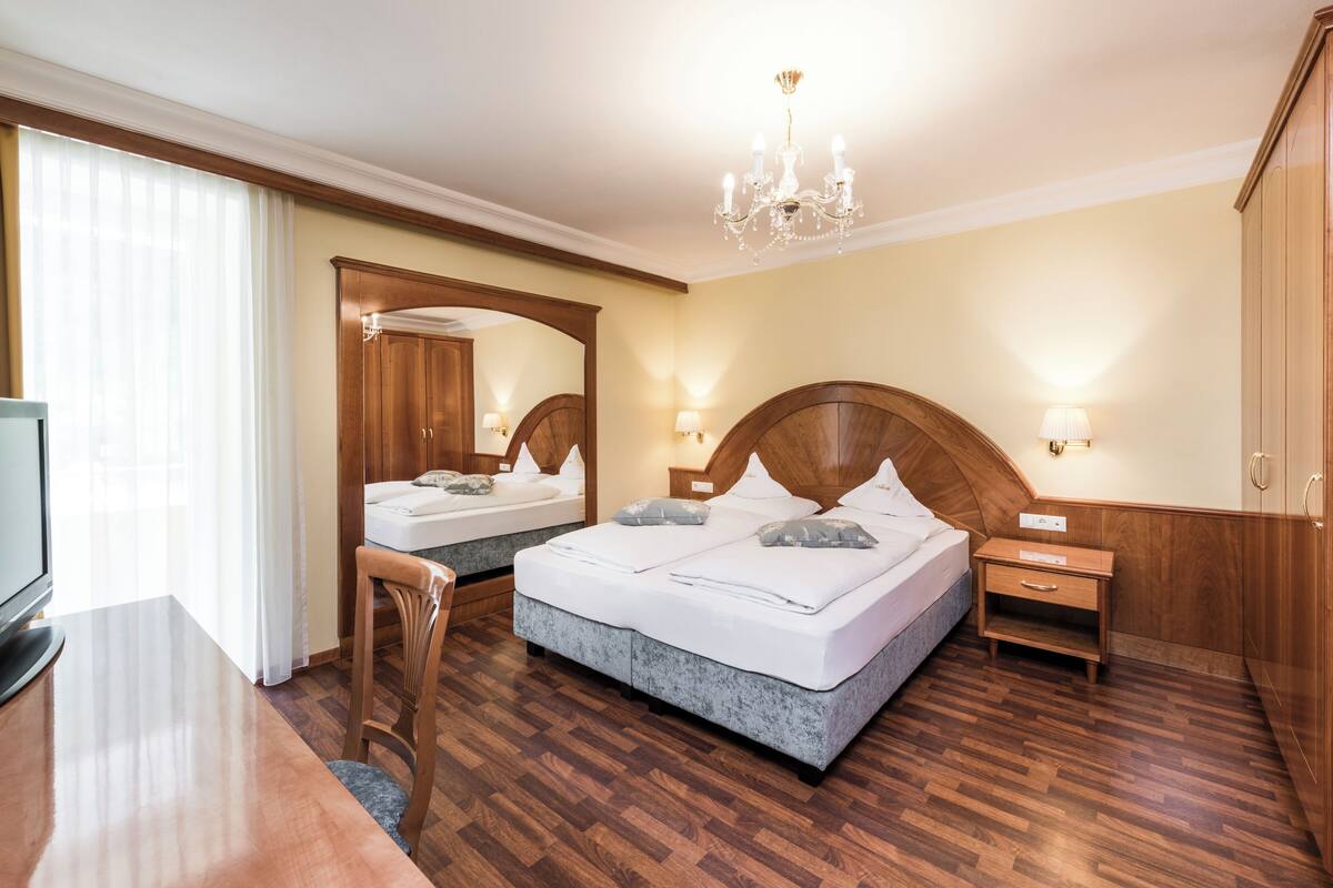 Family Room, 1 Queen Bed