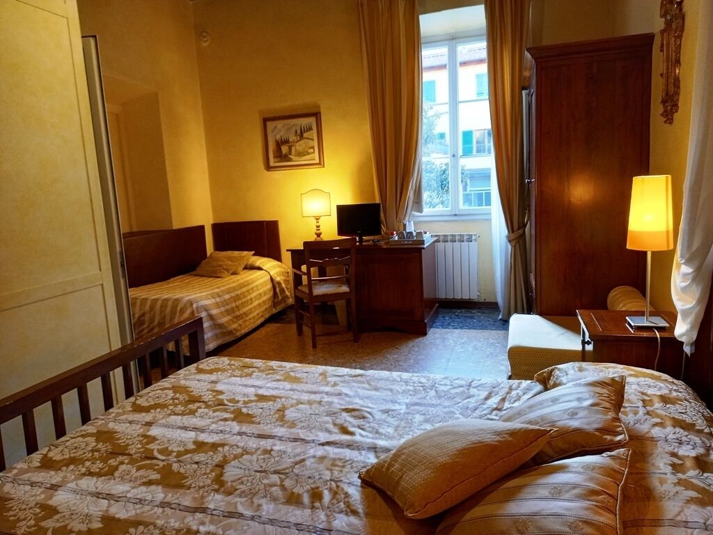 Comfort Triple Room, Private Bathroom