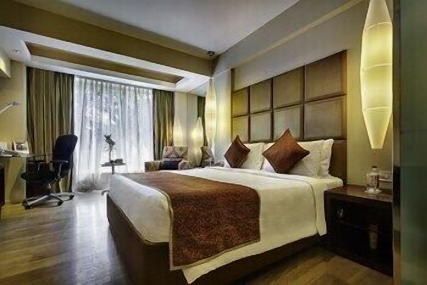 Ropa de cama de alta calidad y minibar 