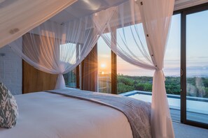 Luxury Suite, 1 bedroom, Forest Lodge | Hypo-allergenic bedding, free minibar, in-room safe - Grootbos Nature Reserve (Gansbaai)