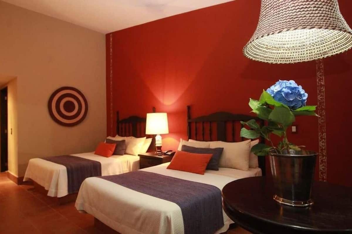 1 bedroom, in-room safe, iron/ironing board, free WiFi
