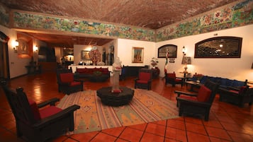 Sala de estar en el lobby
