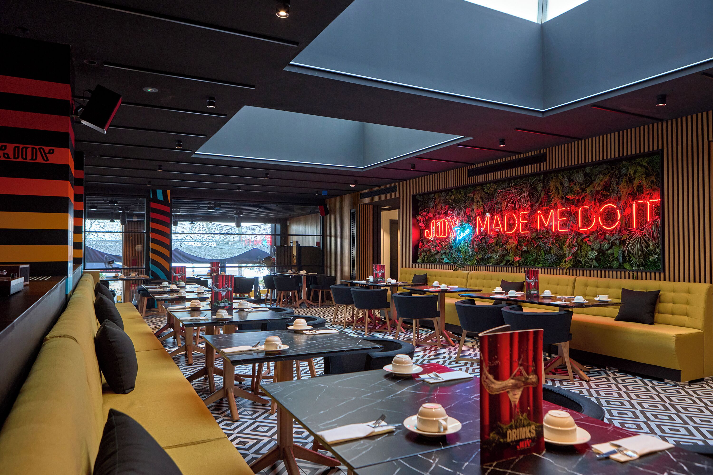 daily buffet breakfast (eur 15 per person)