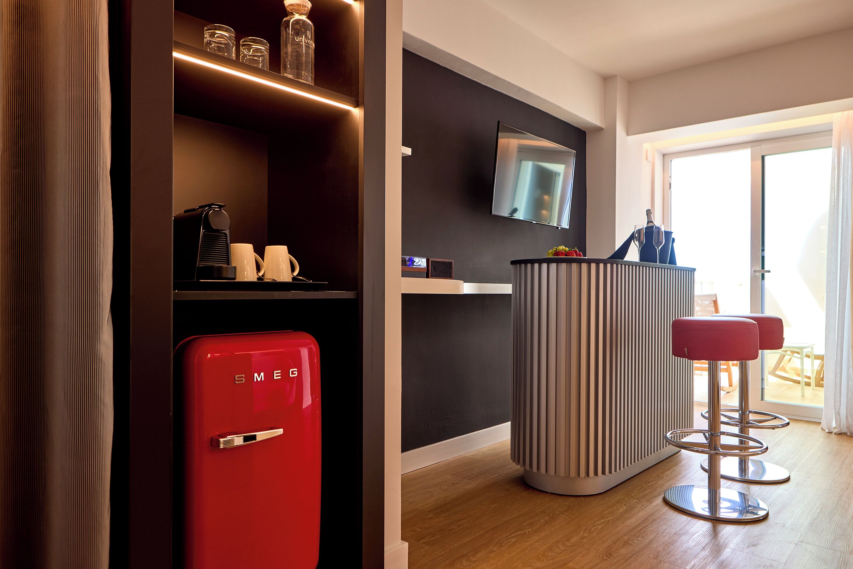 suite, sea view (lateral) | living area | 40-inch flat-screen tv with satellite channels, tv