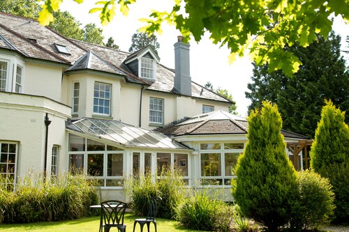 Woodlands Lodge Hotel