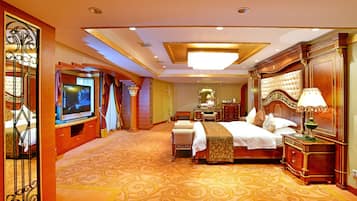 Premium bedding, down comforters, minibar, in-room safe