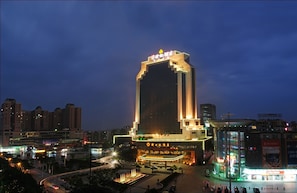 Exterior - Guangzhou New Century Hotel (Guangzhou)