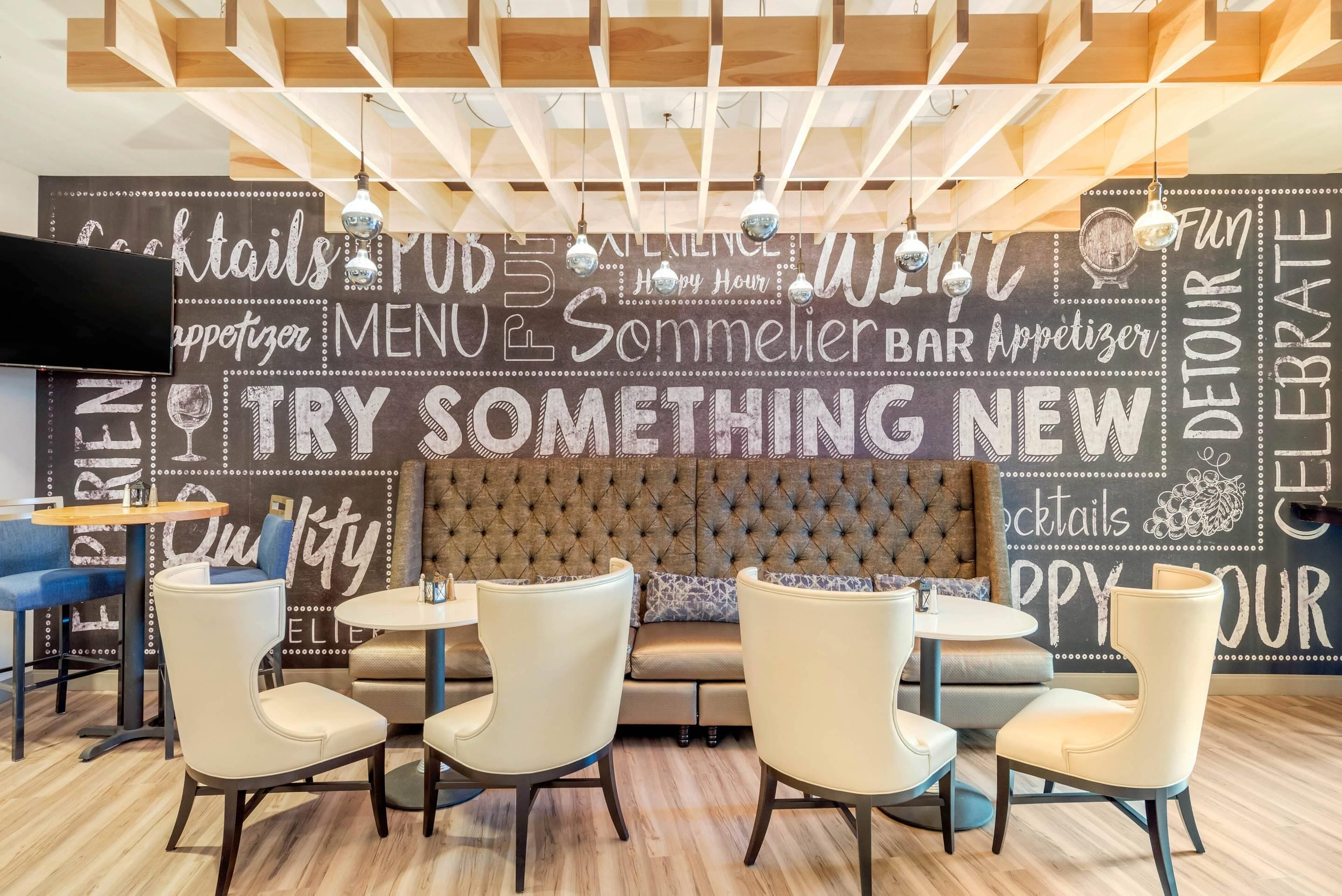 breakfast and dinner served, american cuisine