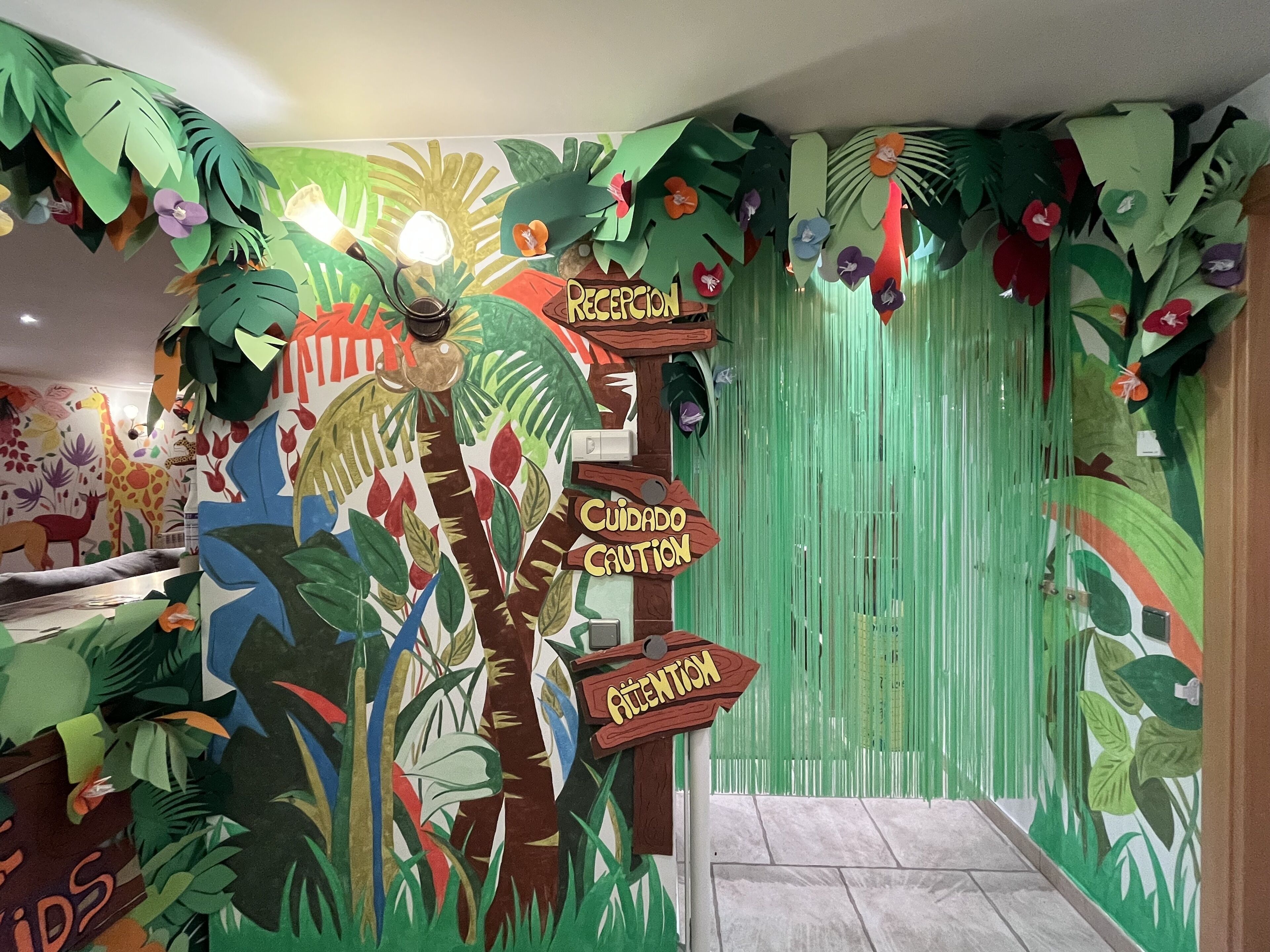 Children’s play area – indoor