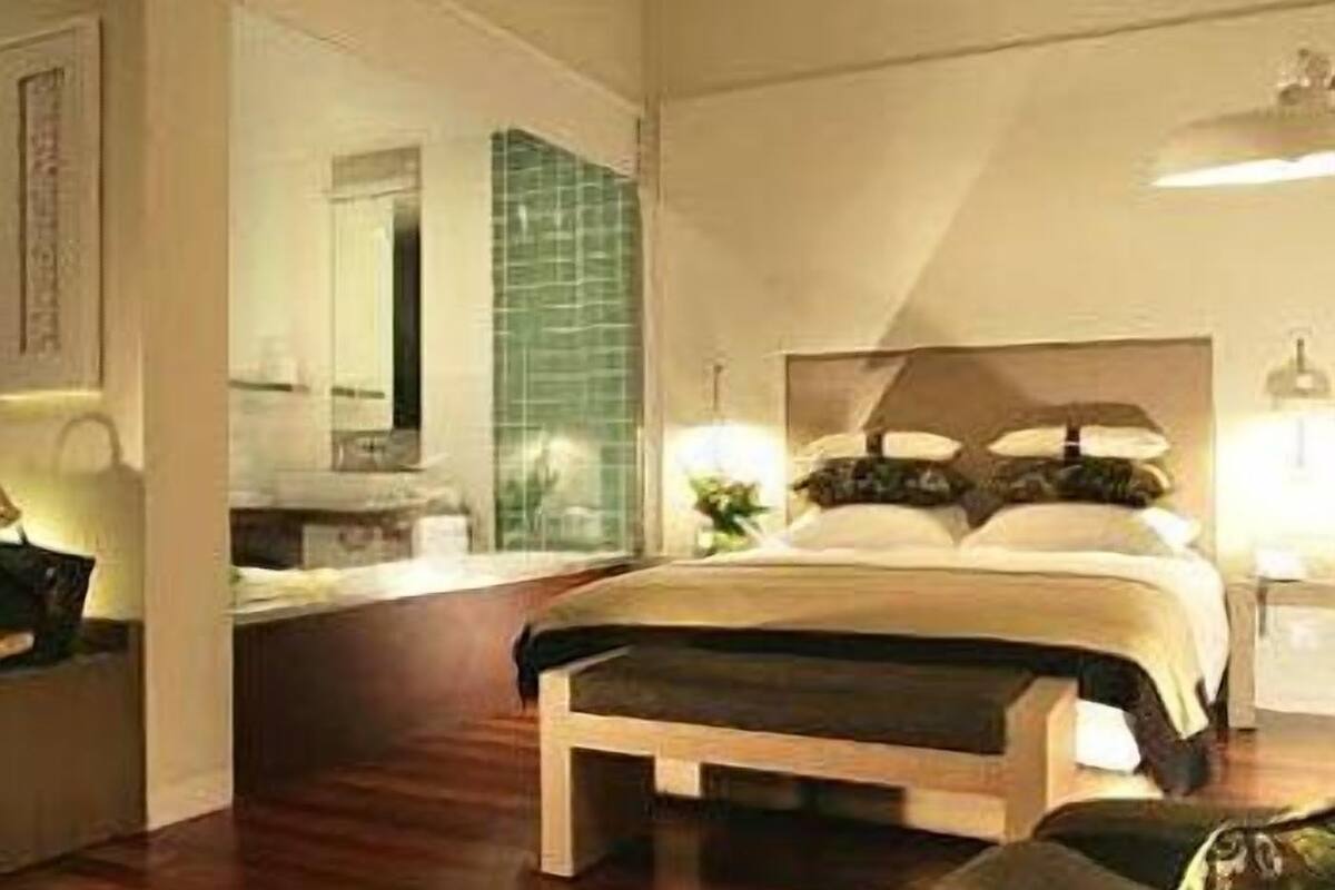 1 bedroom, minibar, in-room safe, desk