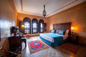 Down duvets, minibar, in-room safe, individually decorated - Al Fassia Aguedal (Marrakech)